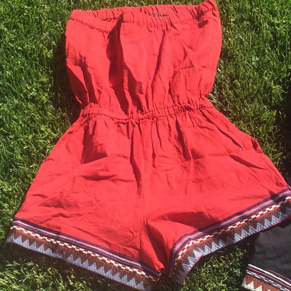 BOGO: Angie Romper, Size M - Picture 6 of 10